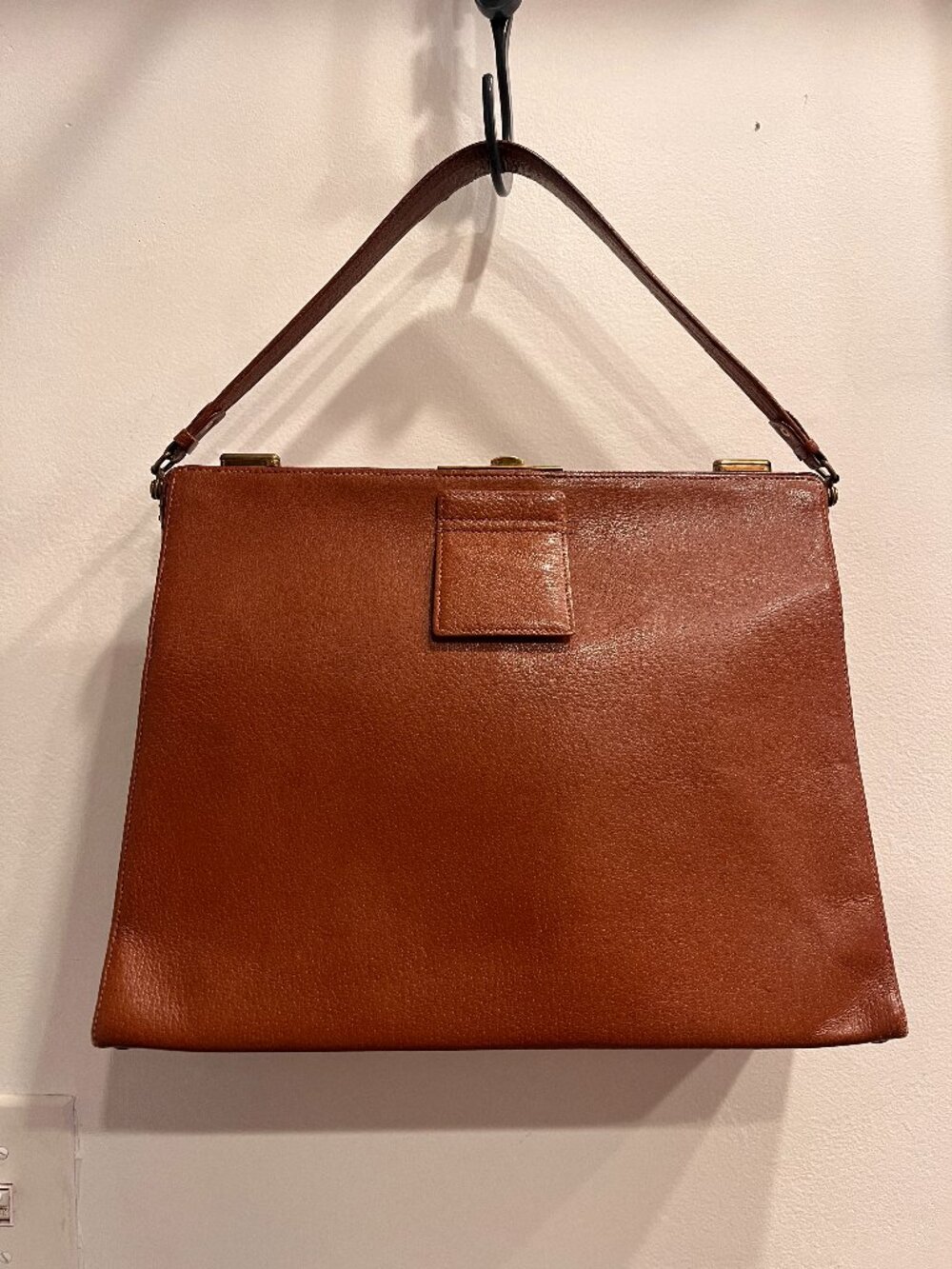 Vintage Tan Leather Travel Bag with Containers & Accessories c1960s